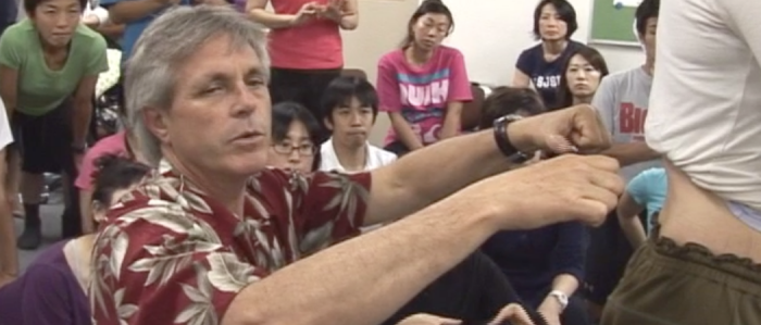 トム・マイヤーズワークショップ:ボディーリーディング