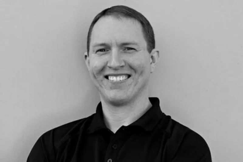 マイク・ロバートソン